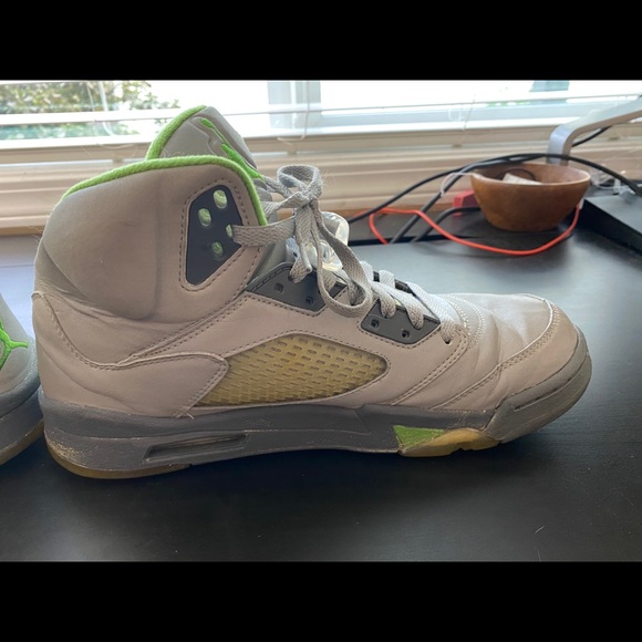 Green Bean 5 3M Jordan’s - Picture 2 of 9